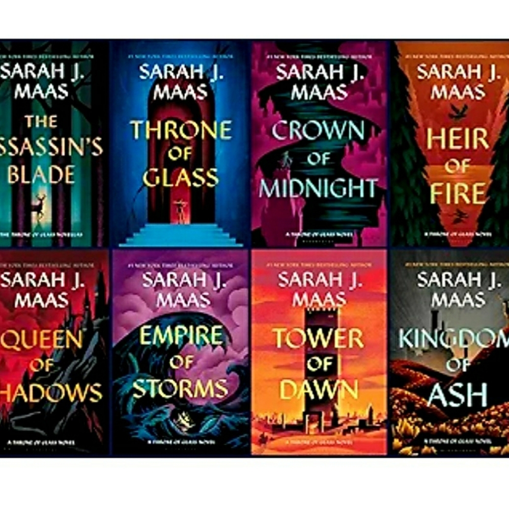 Throne of Glass Book Set by Sarah J. Maas - Picture 3 of 9